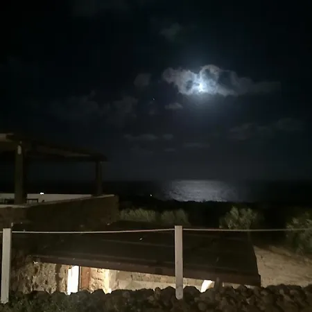 Dammusi Di Pietra Luna * Siba